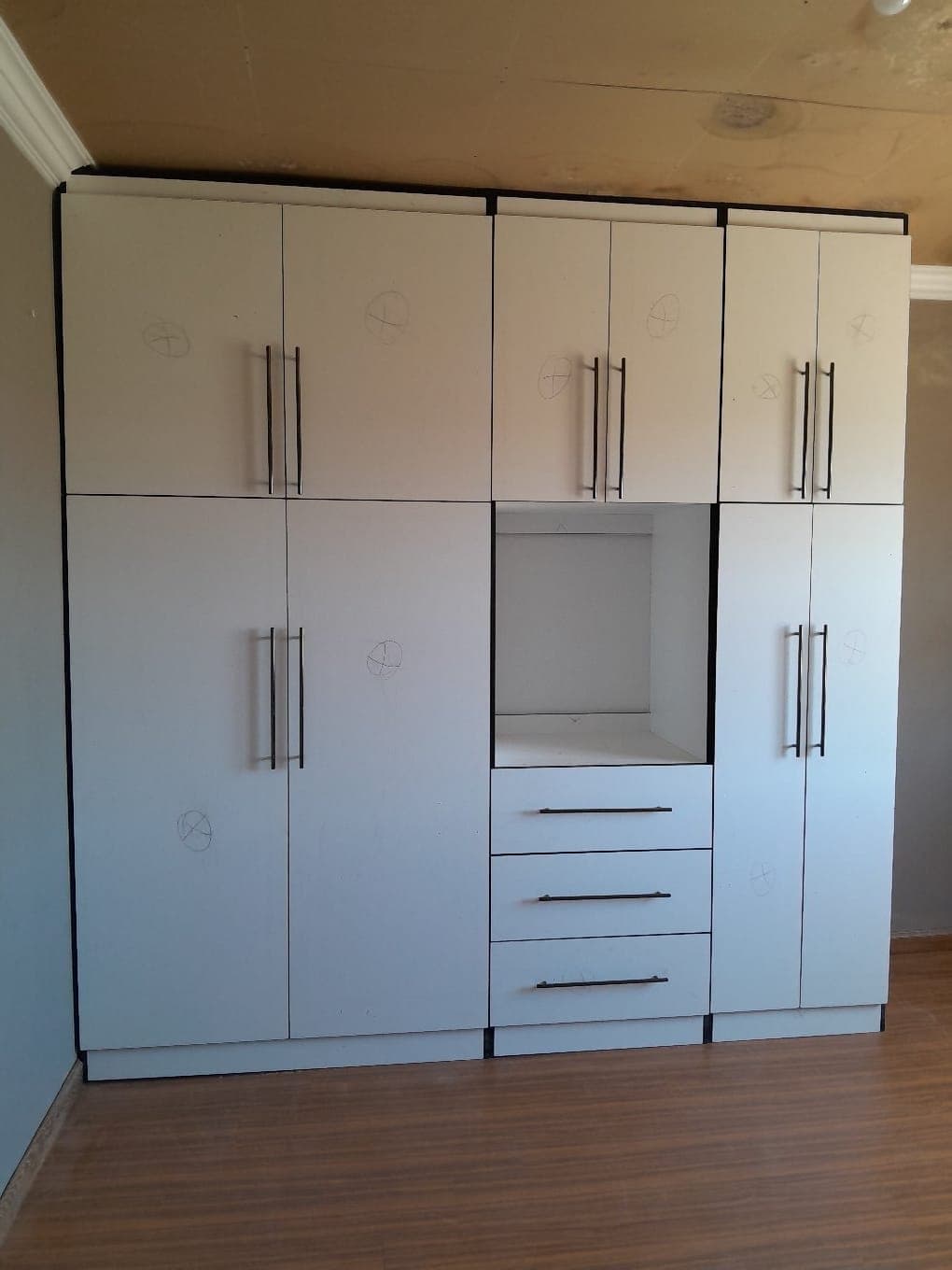Built-in wardrobe installation by a Komani joiner